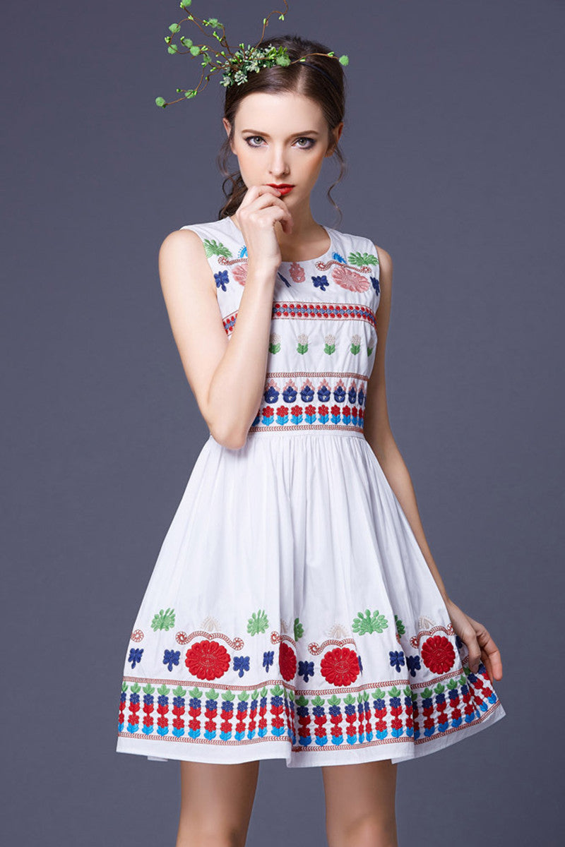 CASUAL A-LINE ROUND NECK SLEEVELESS EMBROIDERY CASUAL DRESS
