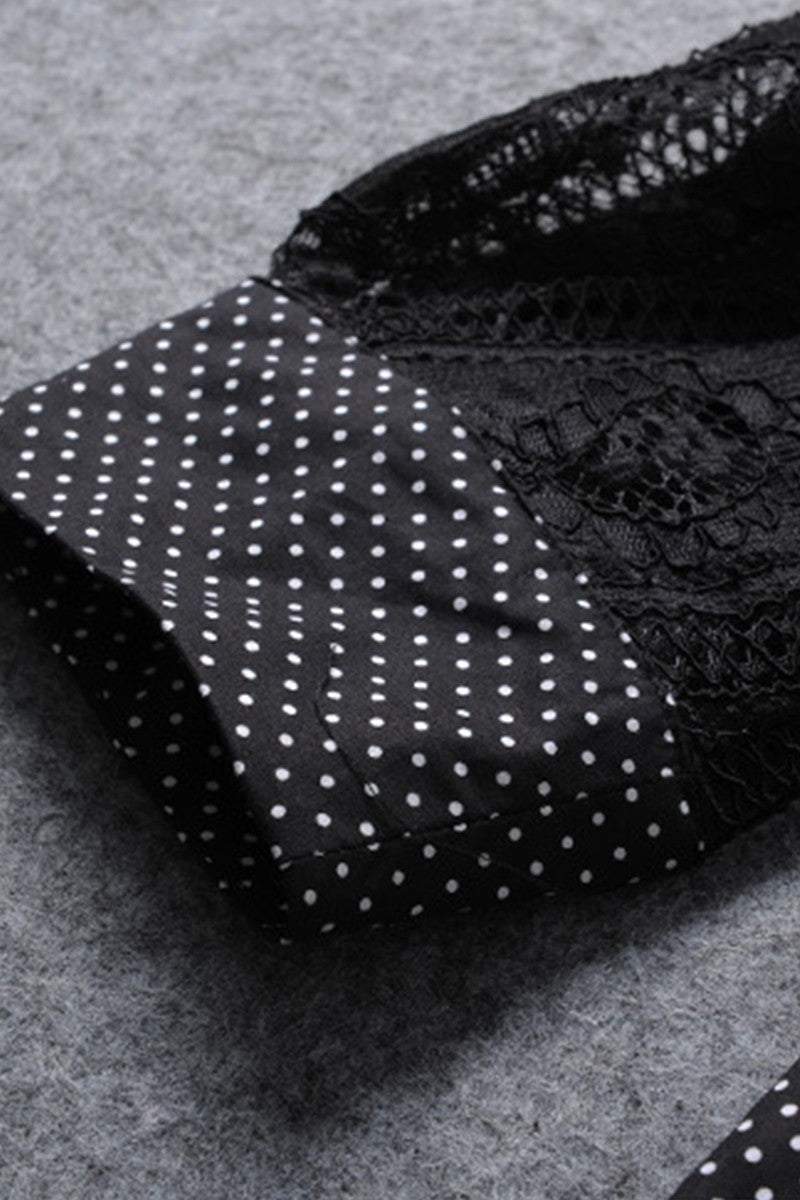 Loose Lace Half Sleeve Blouse