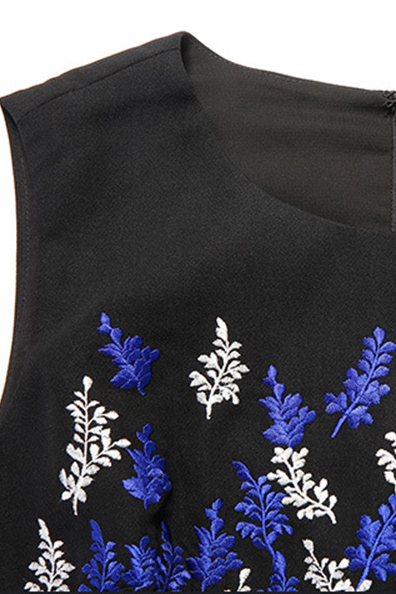 Round Collar Full Floral Embroidery Slim Elegant Dress