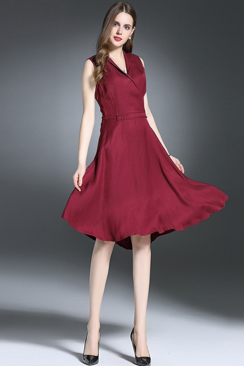 Elegant V Neck Sleeveless Ball Gown