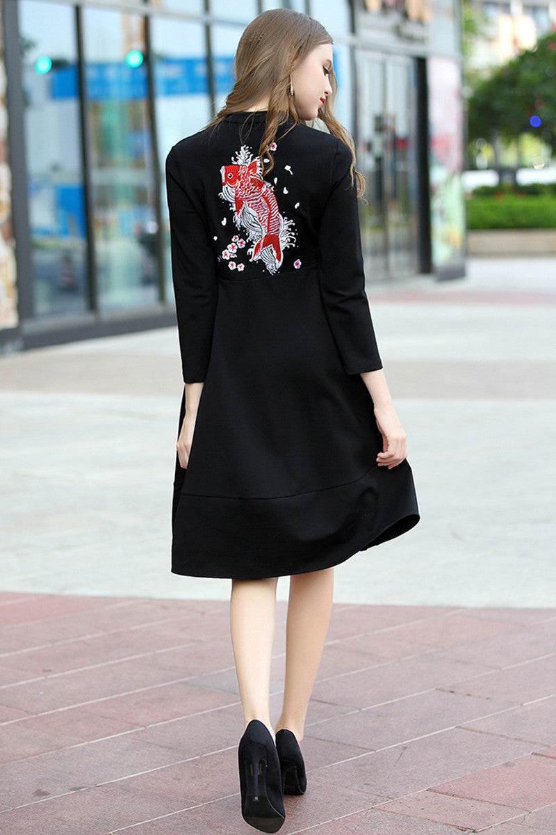 WOMEN'S ELEGANT ROUND NECK EMBROIDERY BLACK FORMAL DRESS