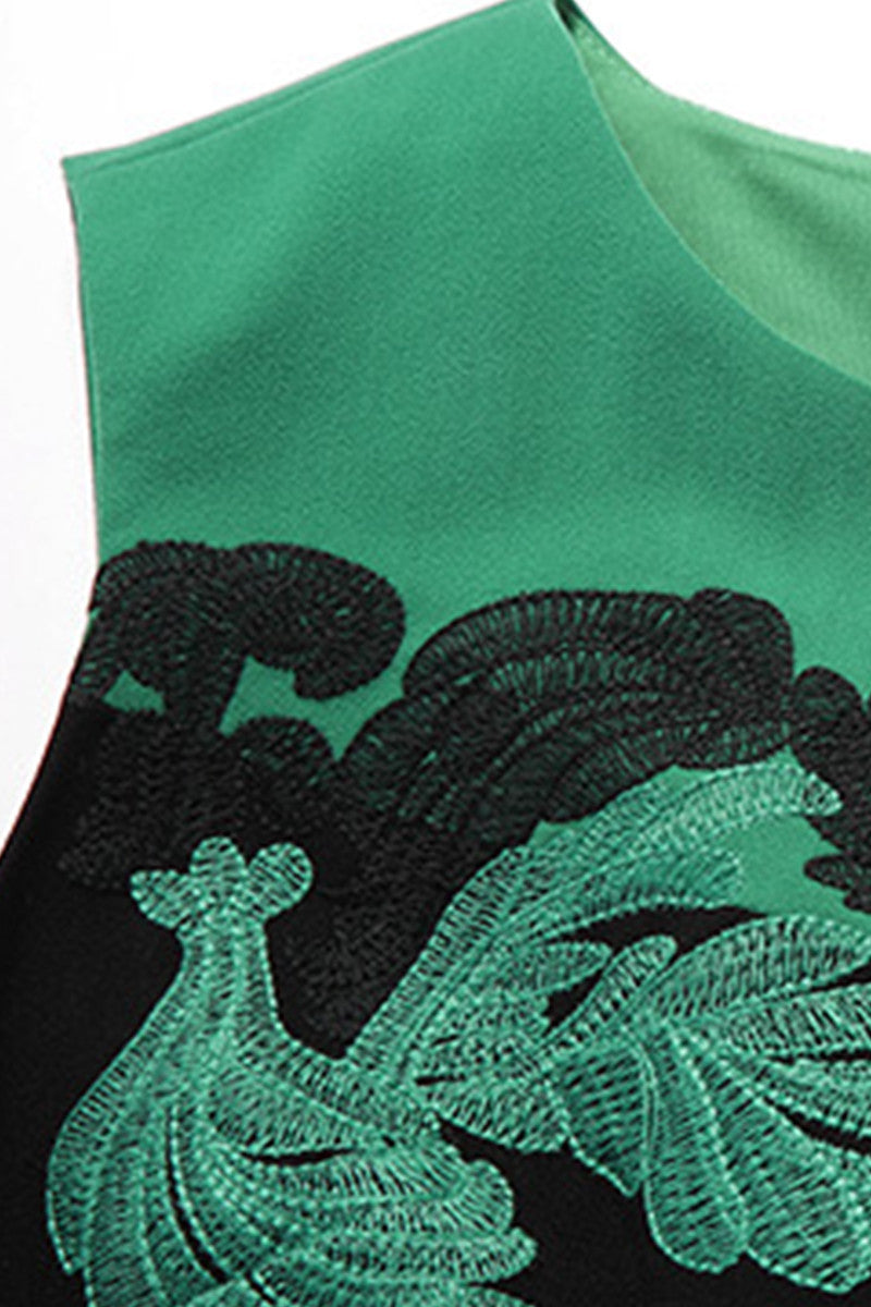 Round Collar Sleeveless Floral Embroidery Slim Dress