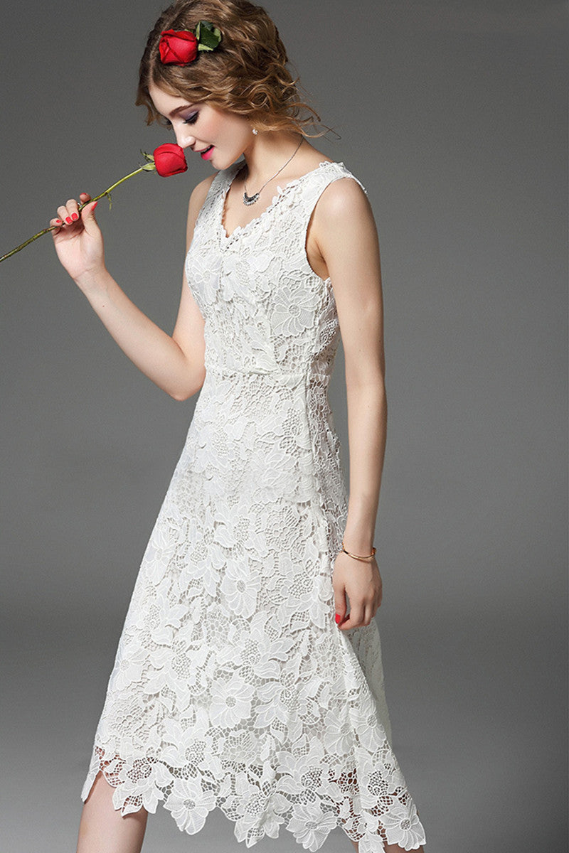 V Neck Embroidery Elegant Sleeveless Mide Dress
