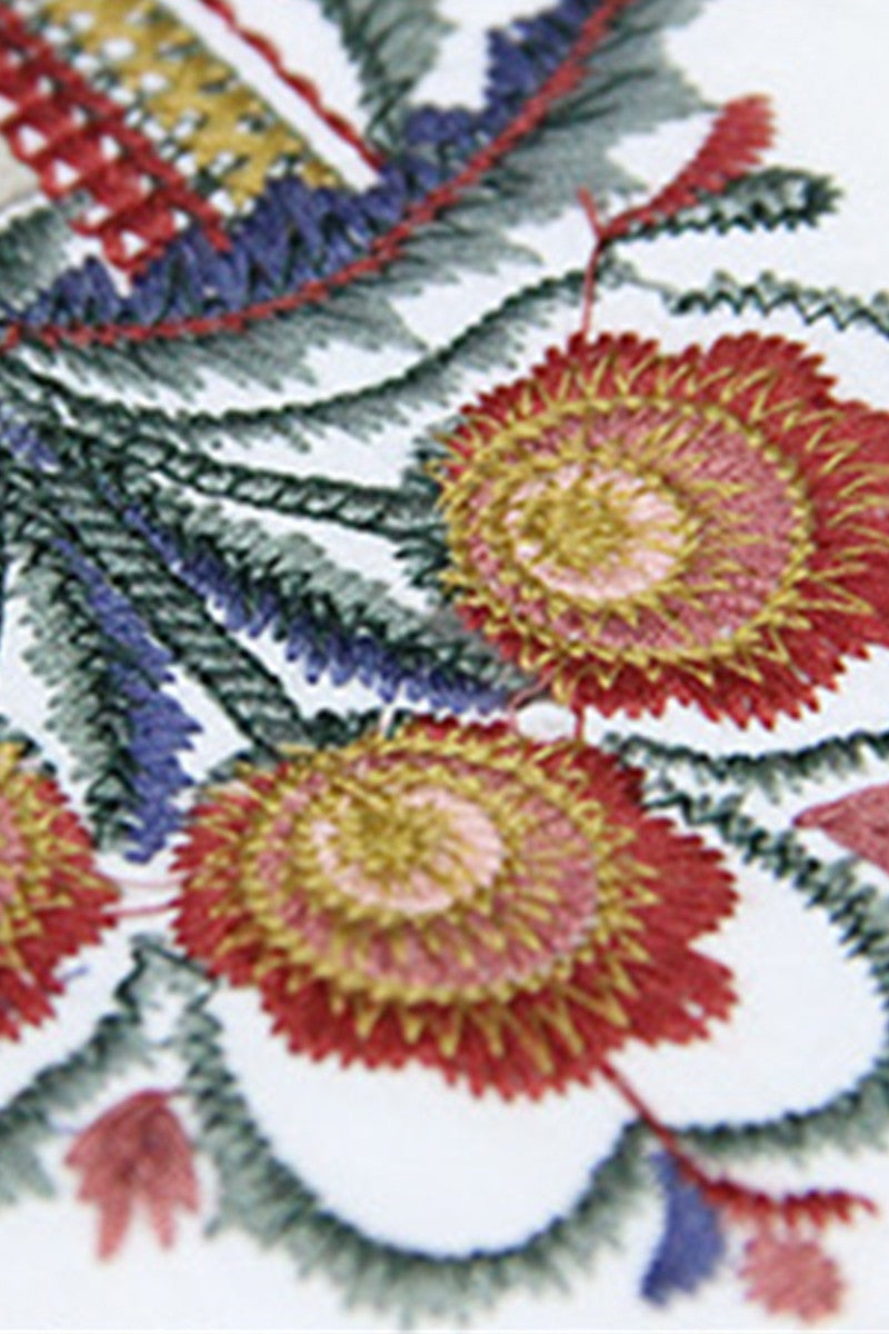 Causl Retro Embroidery Constraint Hem Tops