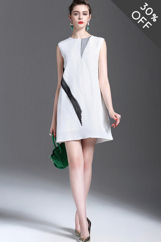 [30% OFF TILL 8 APR] Casual Loose Round Neck Color Patched Mini Dress