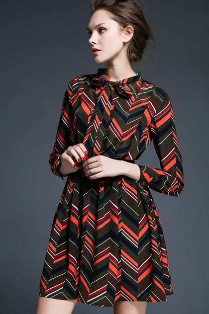 Wave Pattern With Bowknot Dress - NJOYDRESS - 2