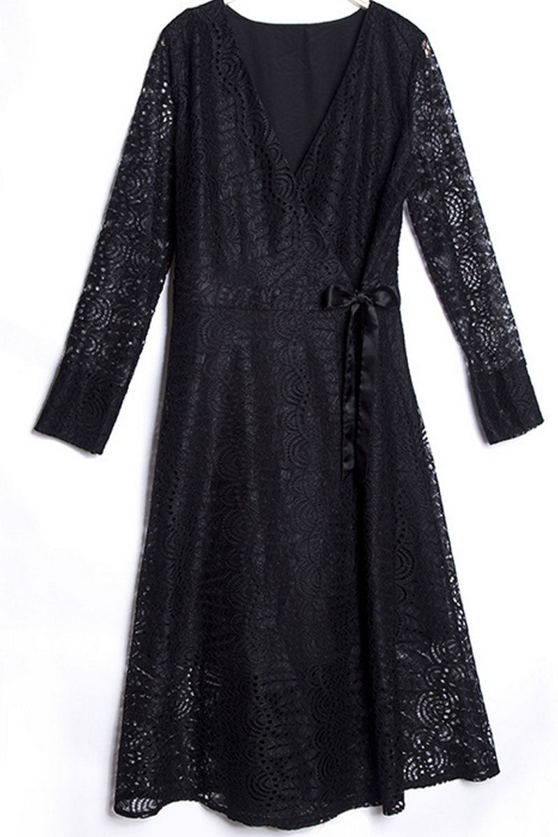 V Neck Hollow Out Lace Shirring Lacing Waist Midi Dress
