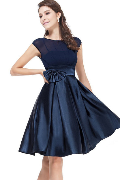 Round Collar Bowknot Applique Runched Short Gown