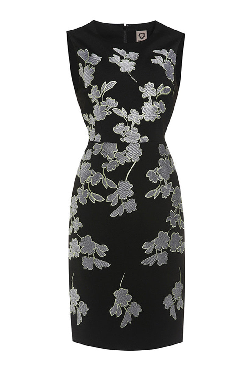 Round Collar Full   Embroidery Pattern Slim Retro Dress