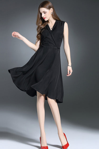 Elegant V Neck Sleeveless Ball Gown