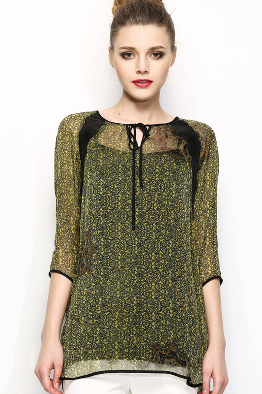 Sheer Printing 3/4 Sleeve Round Neck Blouse