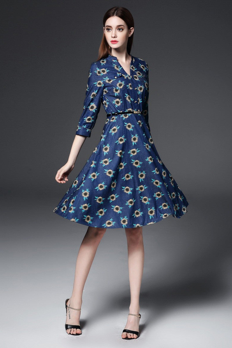 V Neck Daisy Print Denim Swing Dress With Belt