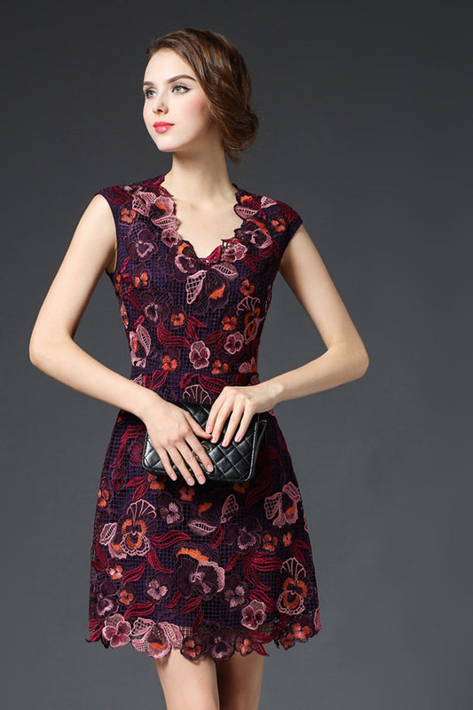 V Neck Hollow-Out Floral Embroidery Slim Dress