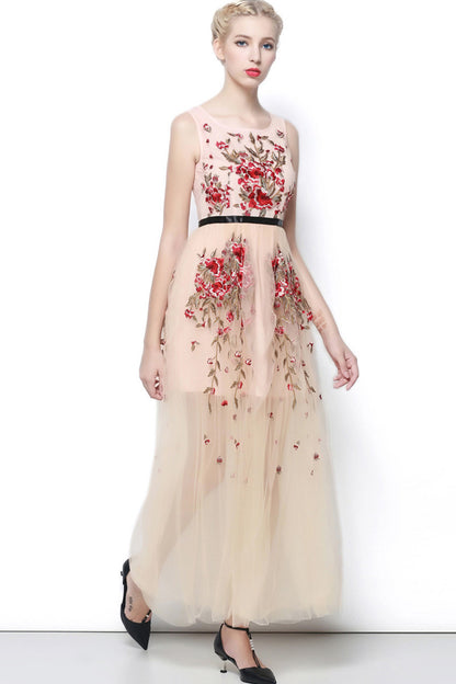 Lacy Floral Maxi Bridemaid Dress