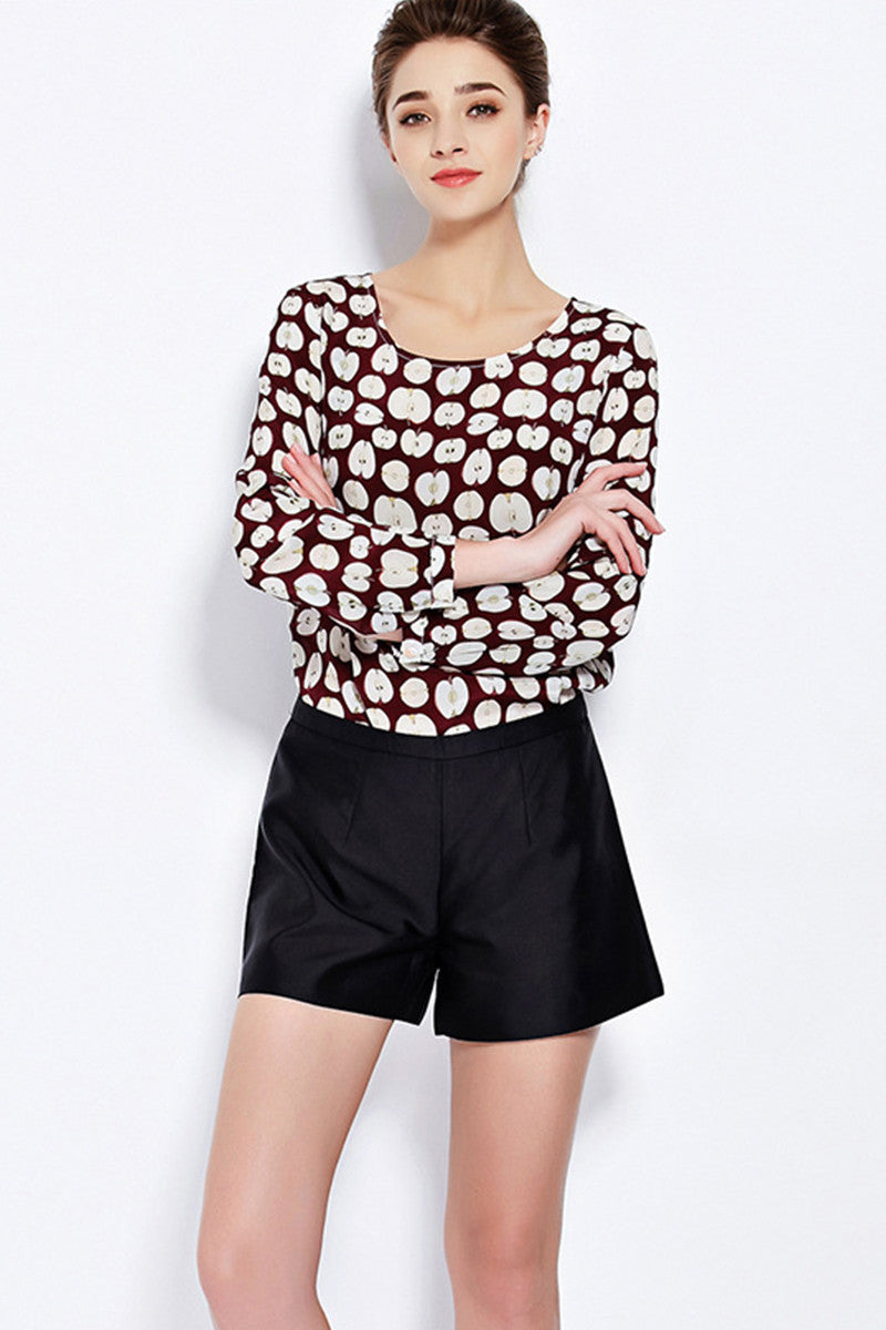 Round Collar Apple Print Top