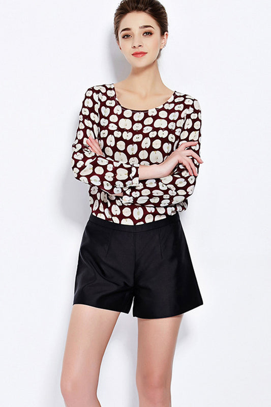Round Collar Apple Print Top