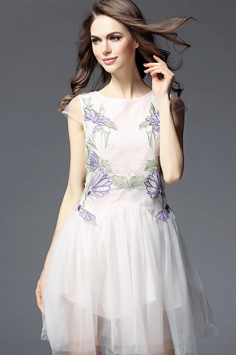 Round Collar Embroidery Tulle Overlay Full Dress