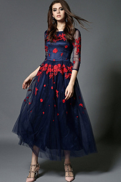 Round Collar Floral Embroidery Applique Tulle Overlay Pleated Dress