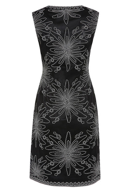 Round Collar Floral  Embroidery Slim Wrap  Dress