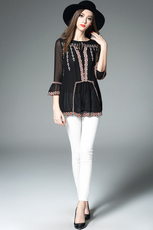 Stripe Emboridered Loose Blouse