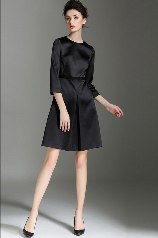 Round Collar Slim Pleat Formal Dress
