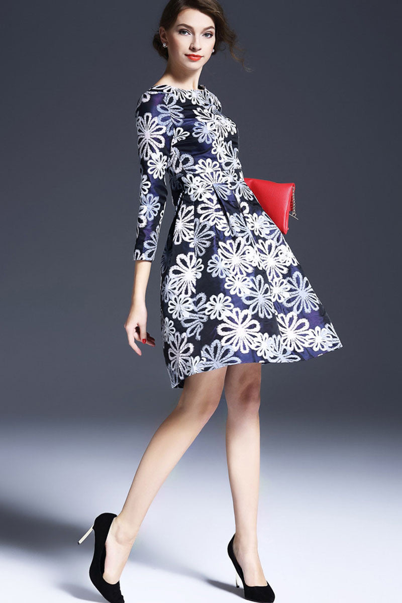 Boat Neck Floral Embroidery Pleated Full Dress
