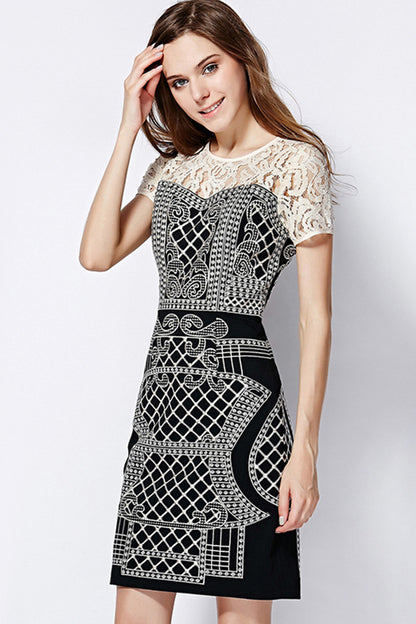 Round Collar Lace Illusion Patch Embroidery Slim Dress
