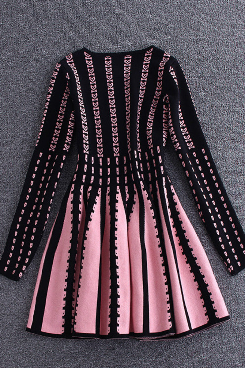 Round Collar  Vertical Stripe Pattern Slim Knit Pleated  Dress