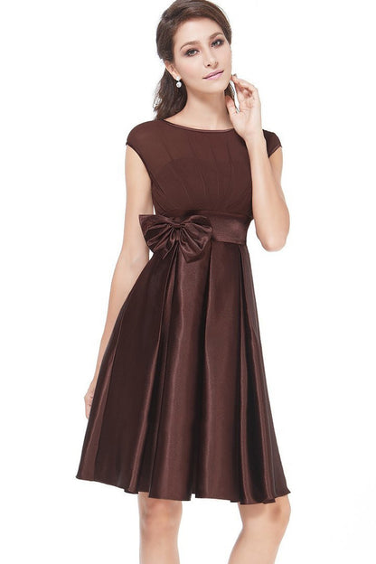 Round Collar Bowknot Applique Runched Short Gown