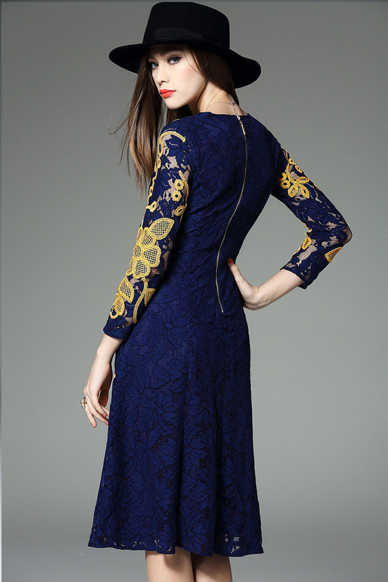 Dot Pattern Mini Dress With Lace Off Shoulder Looking