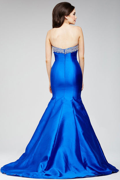 Deep Cleavage With Multi Beaded Decoration Party Dress