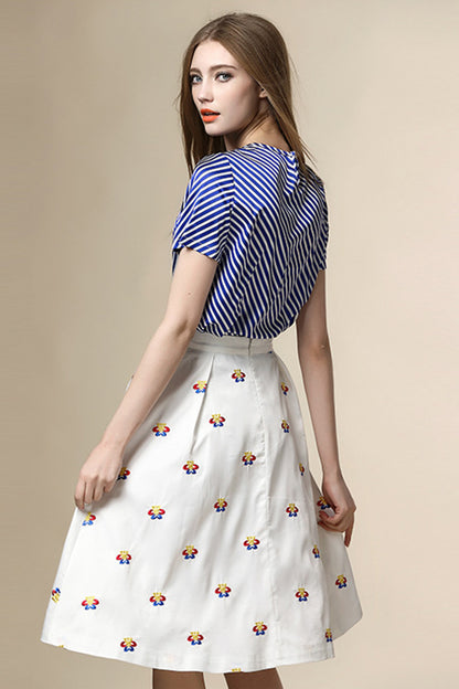 Special Cutting Stripe Tops With Little Floral Emboridered Skirt