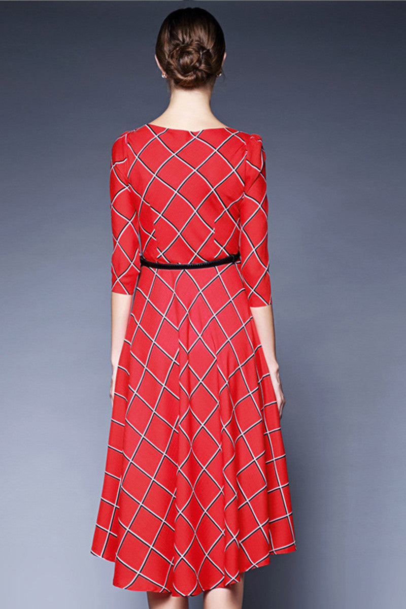 WOMEN'S GRACE BOAT NECK PLAID 3/4 SLEEVE DRESS WITH BELT