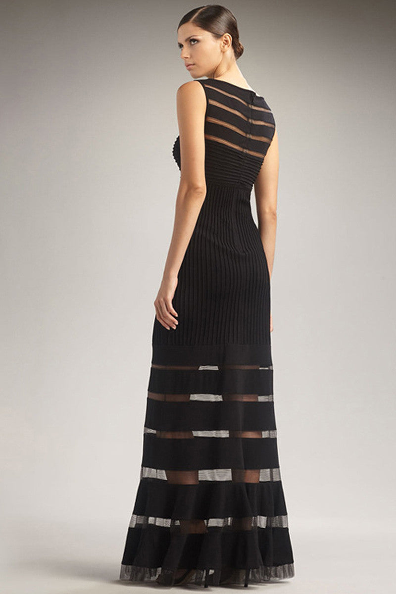 Elegant Sleeveless Lace Overlay Evening Dress