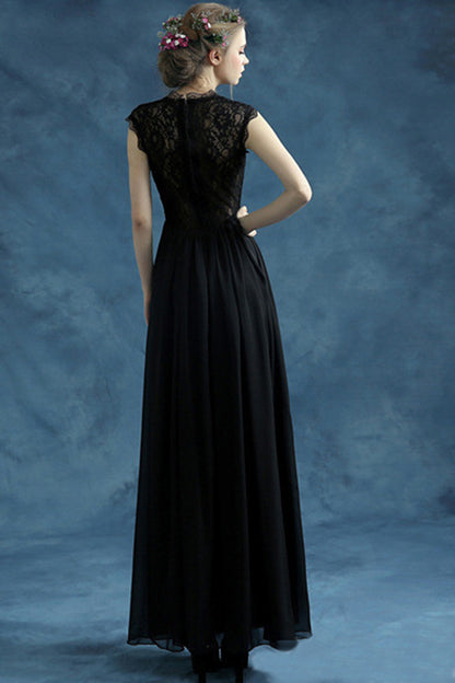 V Neck Sweetheart  Lace Runched Long Dress Grown