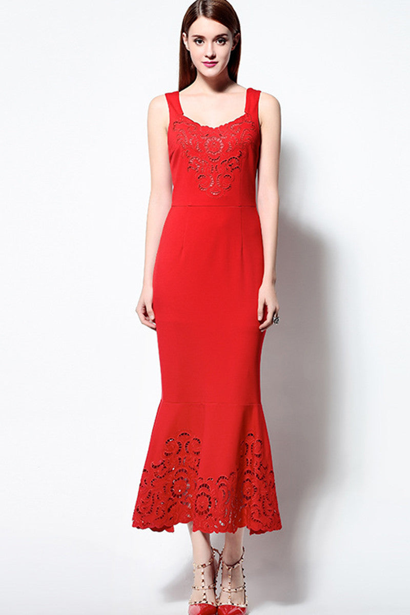 [30% OFF TILL 23 MAR] Embroidered Illusion Low Cut Fishtail Cocktail Dress - NJOYDRESS - 3
