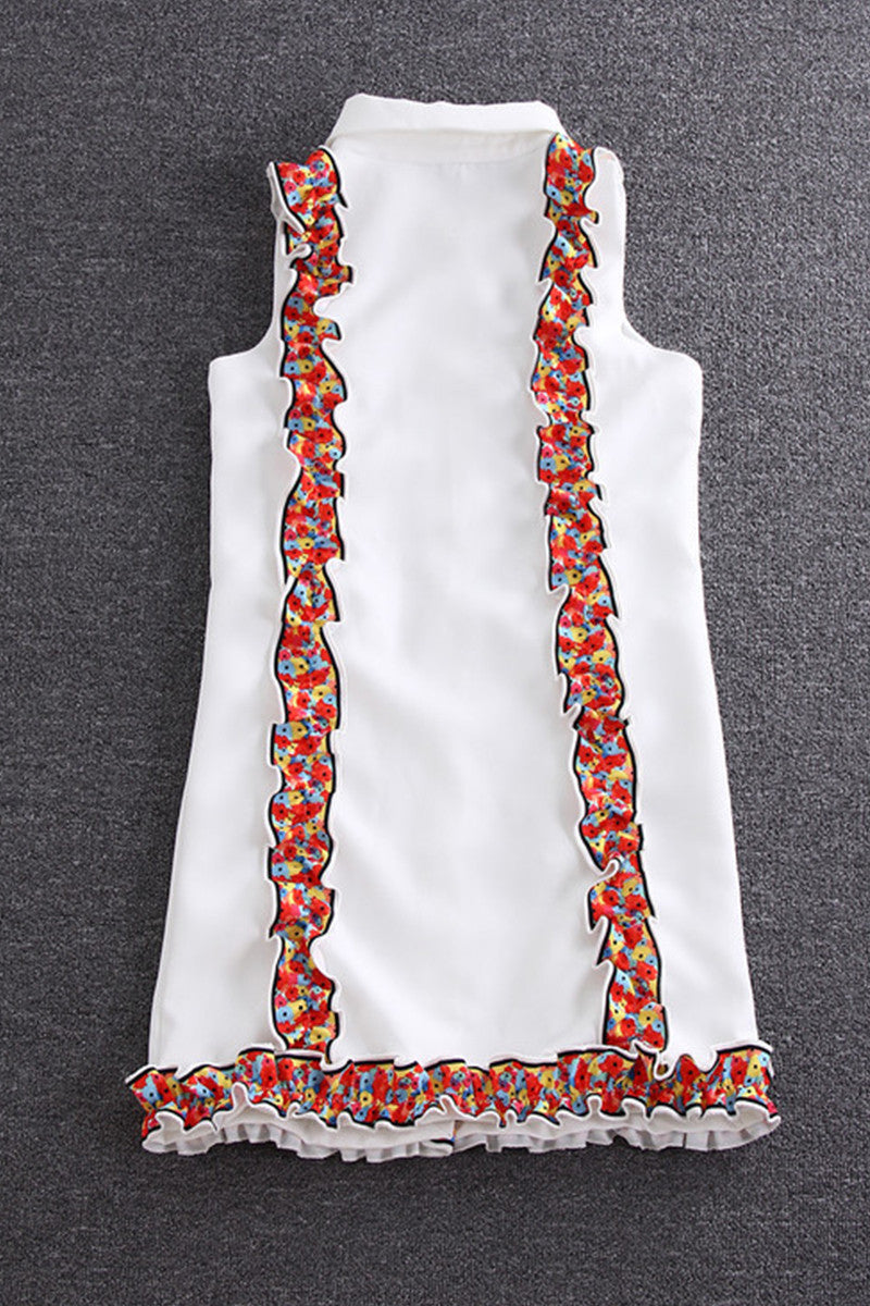 White sleeveless printed edge single-breasted dress
