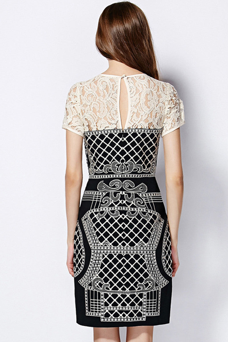 Round Collar Lace Illusion Patch Embroidery Slim Dress
