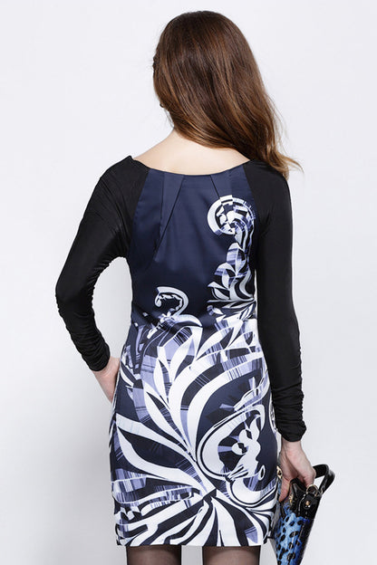 Deep Sweetheart Neckline Mini Dress