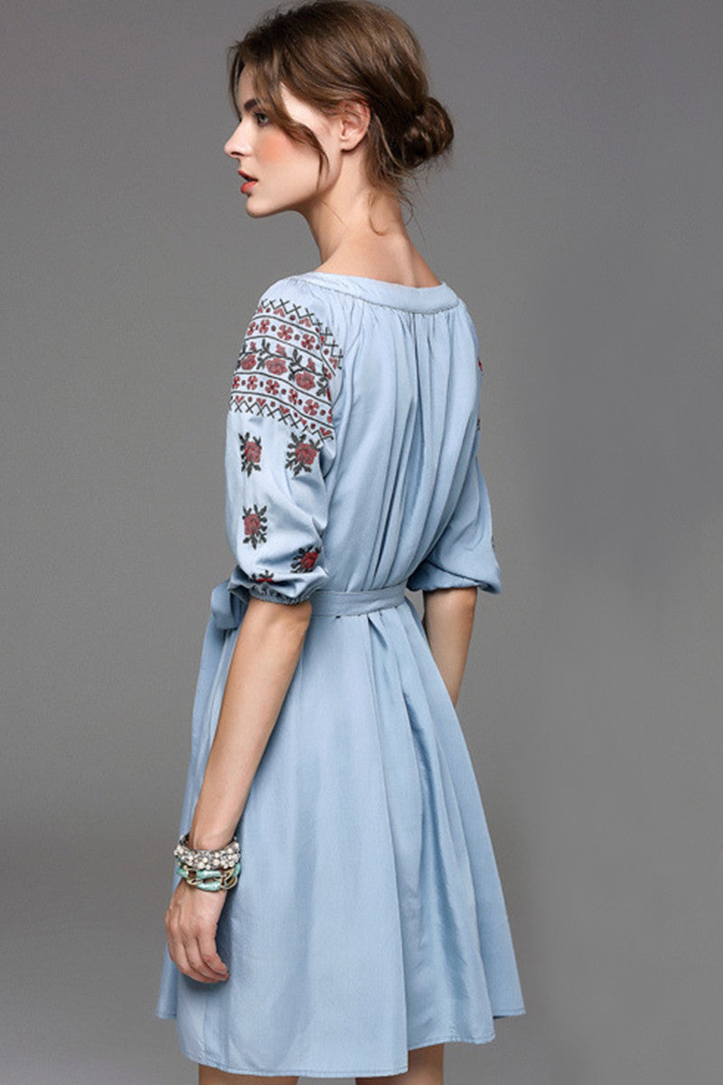 Scoop Neck Vintage Puff Sleeve Emboried Dress