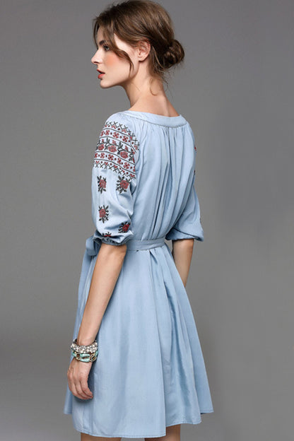 Scoop Neck Vintage Puff Sleeve Emboried Dress