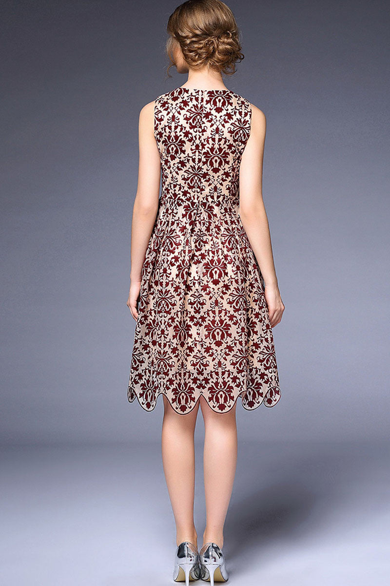 Round Collar Elegant Pattern Wavy Hemline Slim Short Dress