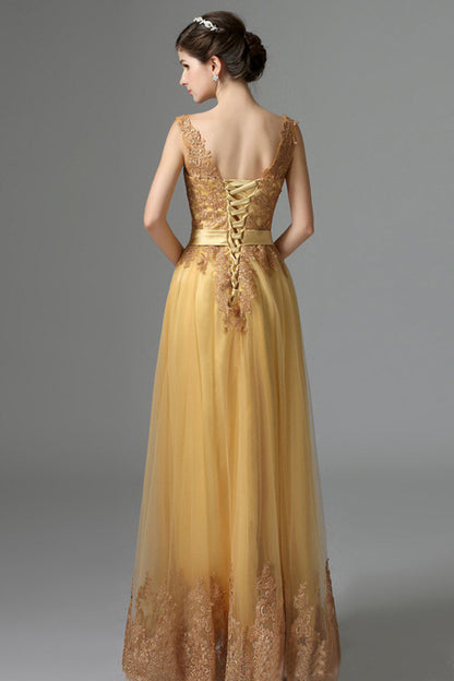 Scoop Neck Lace Tulle Shirring Waist Backless Grown Dress