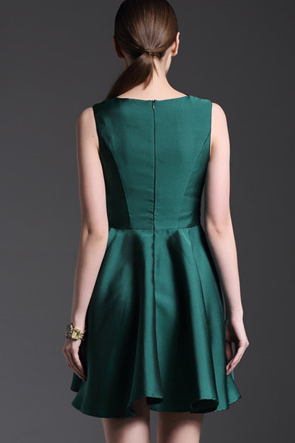 V Neck Lace Applique Top Runched Pleat Dress