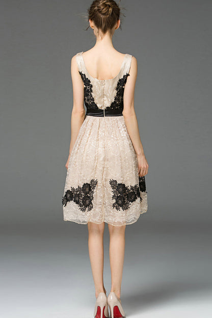 Rosette Lace Varabow Cocktail Short Flared Dress