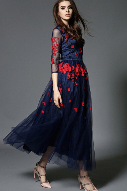 Round Collar Floral Embroidery Applique Tulle Overlay Pleated Dress