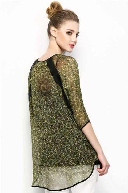 Sheer Printing 3/4 Sleeve Round Neck Blouse