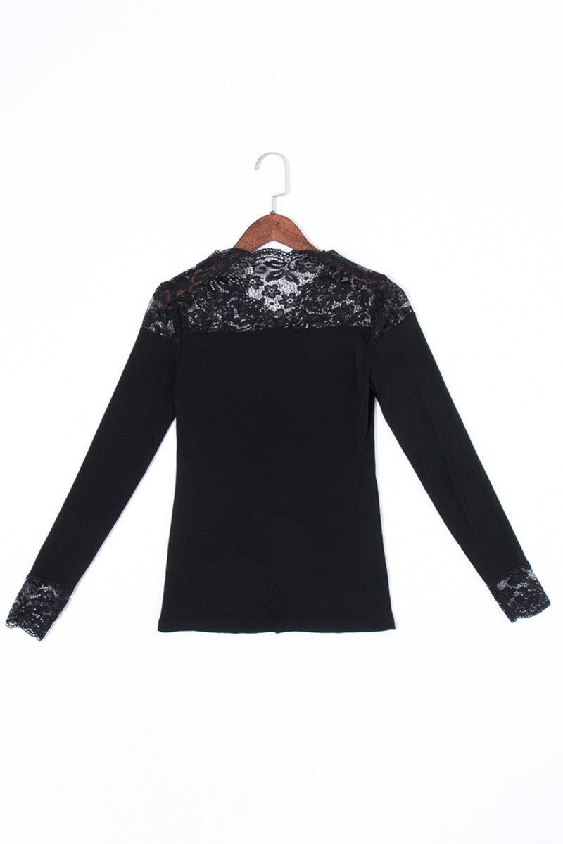 Scope Edge Neck Round  Lace Slim Top