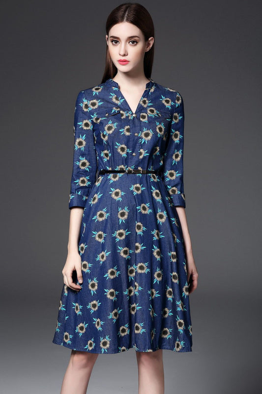 V Neck Daisy Print Denim Swing Dress With Belt