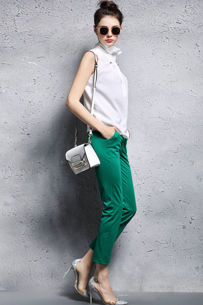 Pleated Mock Neck With Pearl Brooch Decoration Sleeveless Tops